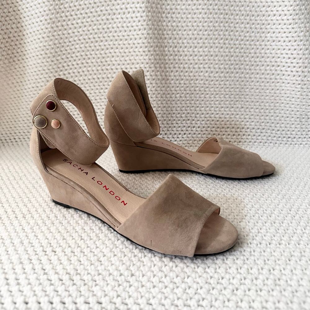 Sacha London Taupe Suede Low Wedge Decorative Ankle Strap Open Toe Heels 9.5